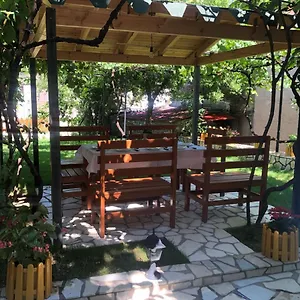 Culli , Përmet Albanie